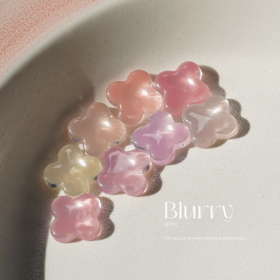 Fauve Blurry Collection