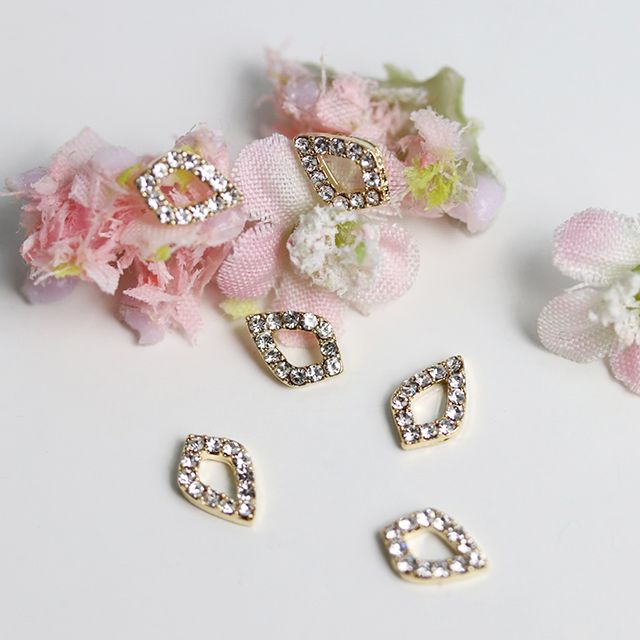 Make.N Crystal Unbalanced Dia Parts___Charm99 - 1