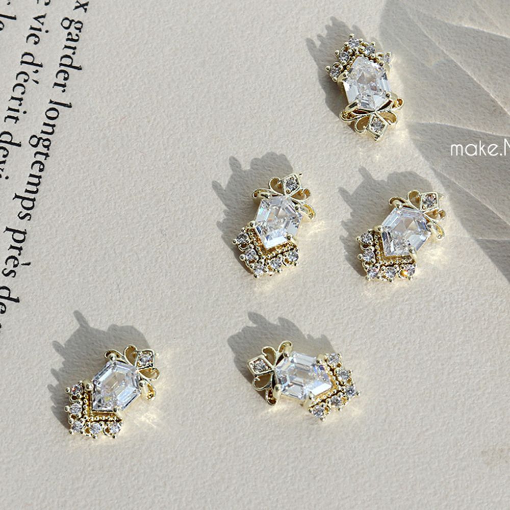 Make.N Hexagonal Crystal Brooch___CM.Charm78 - 1