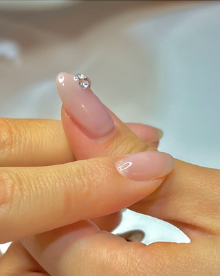 What Are Korean Syrup Gels? Getting Transparent About This Latest Nail Art Trend!