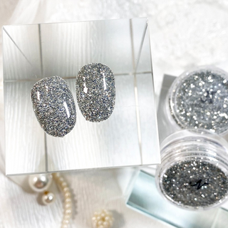 Jinaunni Galaxy Reflective Glitter