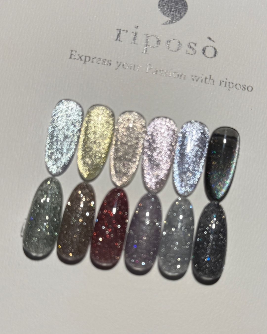 riposo Mirroring Collection
