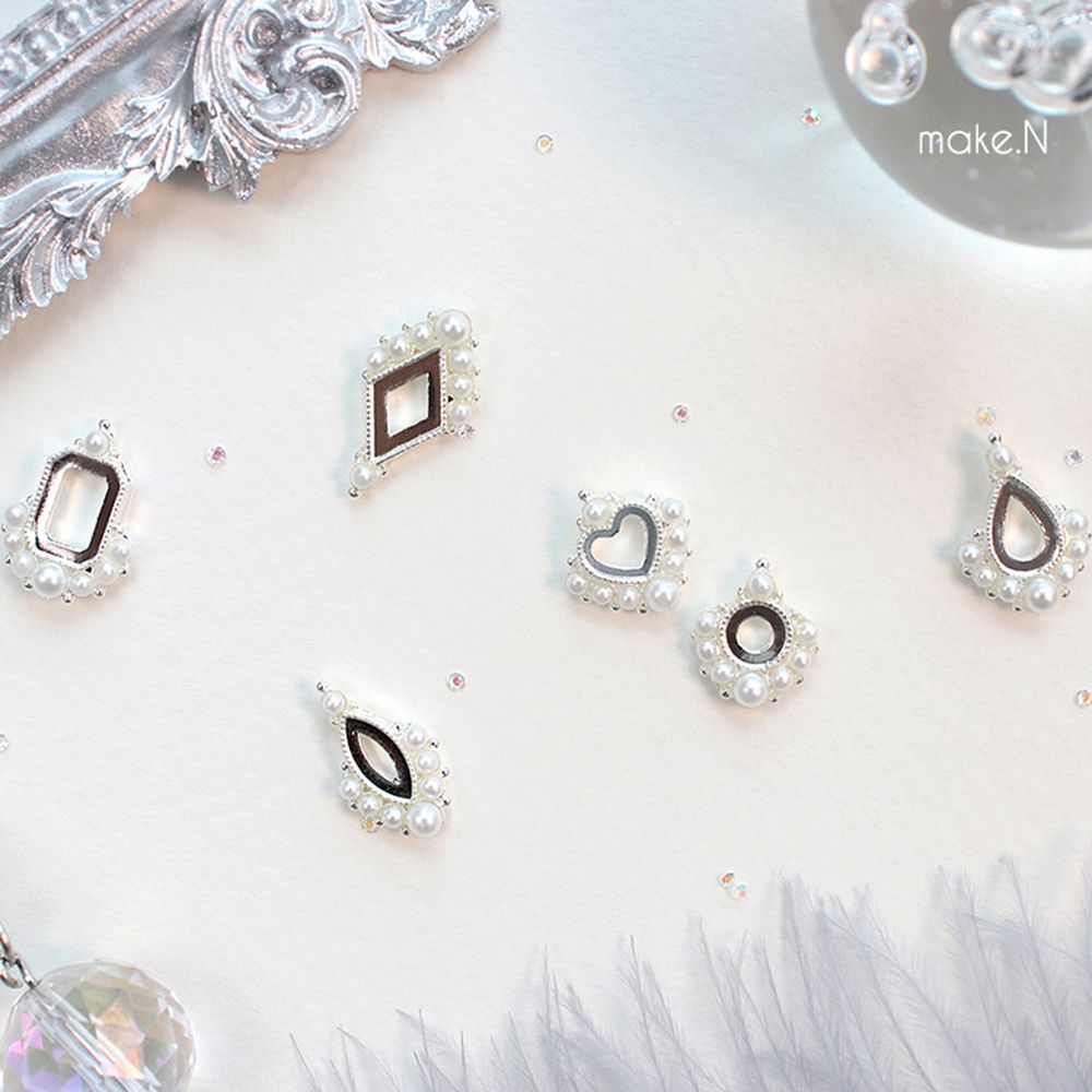 Make.N Chandelier Pearl Swarovski Frame___Charm357-361 - 1