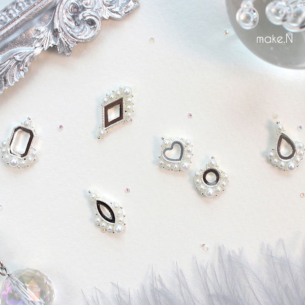 Make.N Nail Charm41 - Chandelier Pearl Swarovski Frame (4 types)