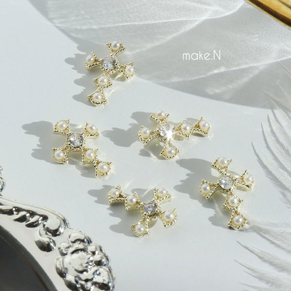 Make.N Crystal Charm15 - Holy Pearl Cross