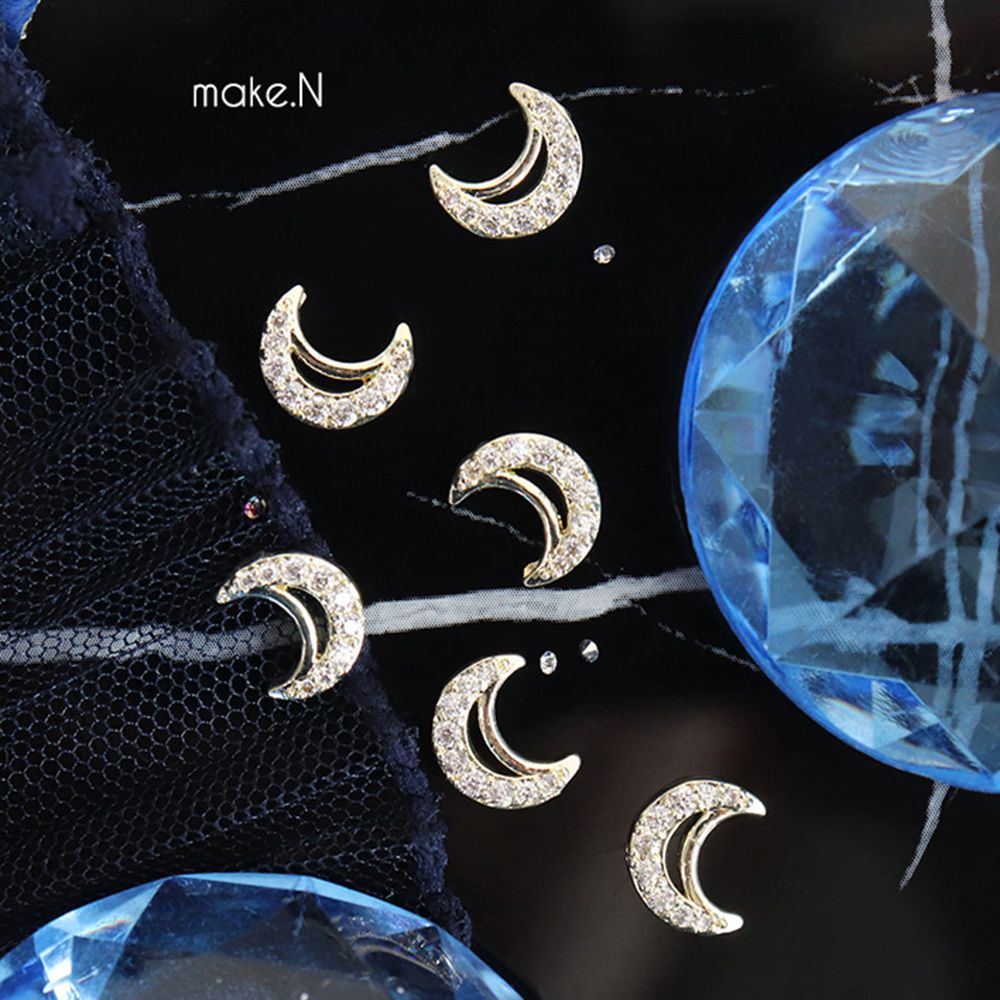 Make.N Crescent Cubic___CM.Charm131 - 1