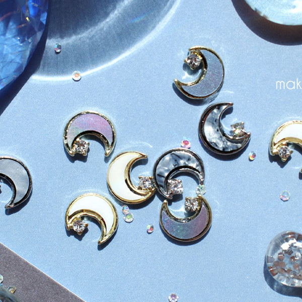 Make.N Crystal Charm26 - Mother-Of-Pearl Cubic Moon (2 color)