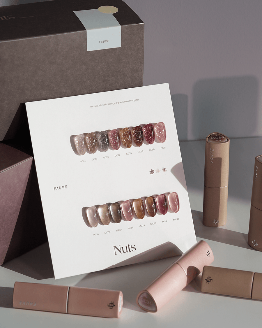 Fauve Nuts : Reflective & Magnet Collection