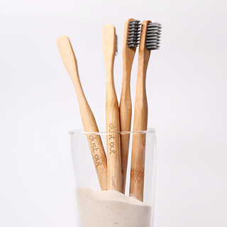 Diami Dust Out Brush (PBT Dual Micro-Bristles)