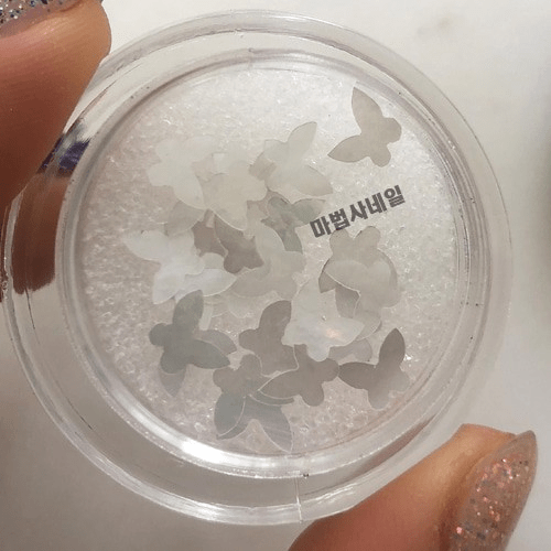 Mabusa Butterfly Flakes